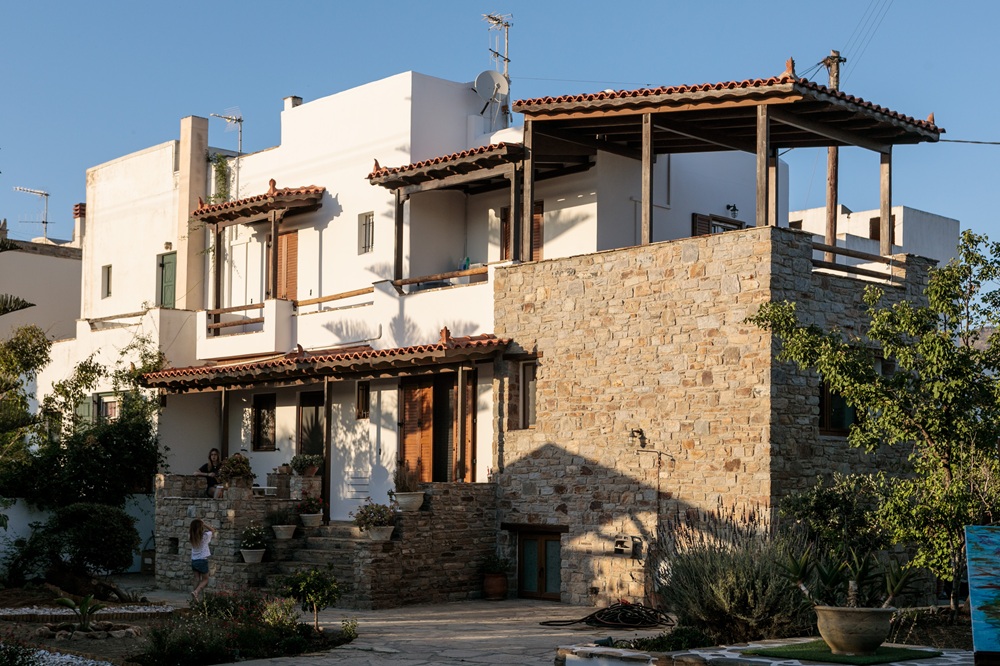 ABOVE - Vaporias Outdoors-9